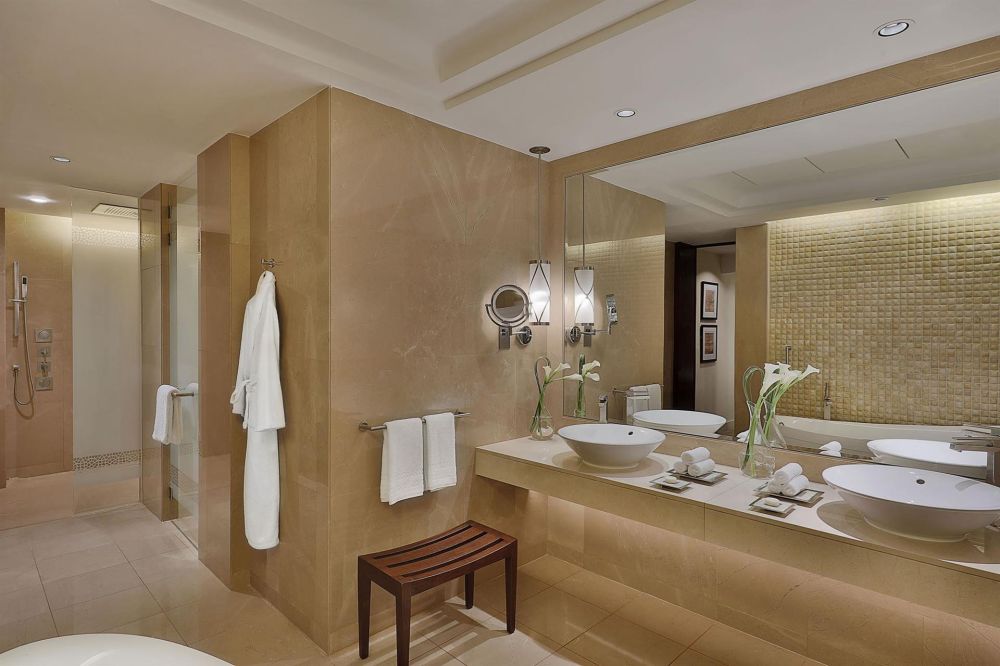 One Bedroom Ocean Club Suite, The Ritz-Carlton, Dubai JBR 5*