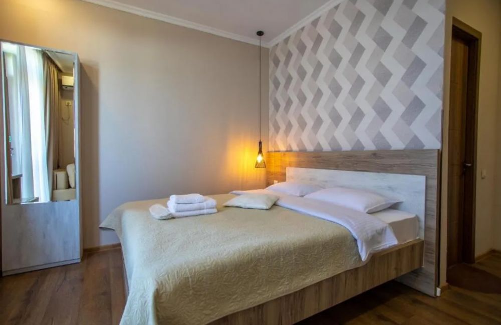 Standard, Terrace Kutaisi 3*