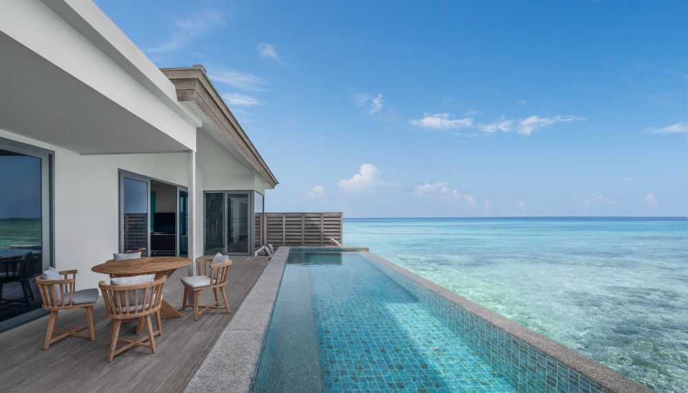 2 Bedroom Overwater Pool, Le Meridien Maldives Resort & SPA 5*