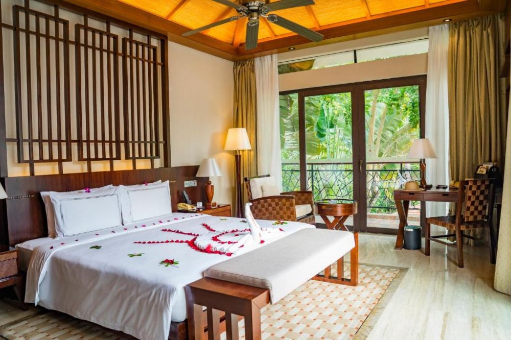 2-Bedroom Duplex Elegant Pool Villa, Grand Metropark Resort Sanya 5*