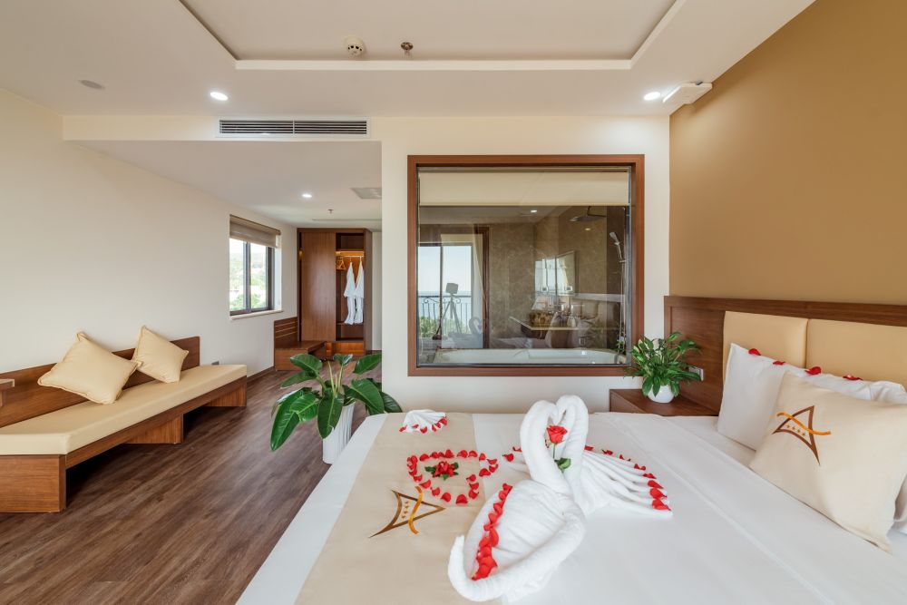 Helios Suite, Aquasun Hotel Phu Quoc 4*