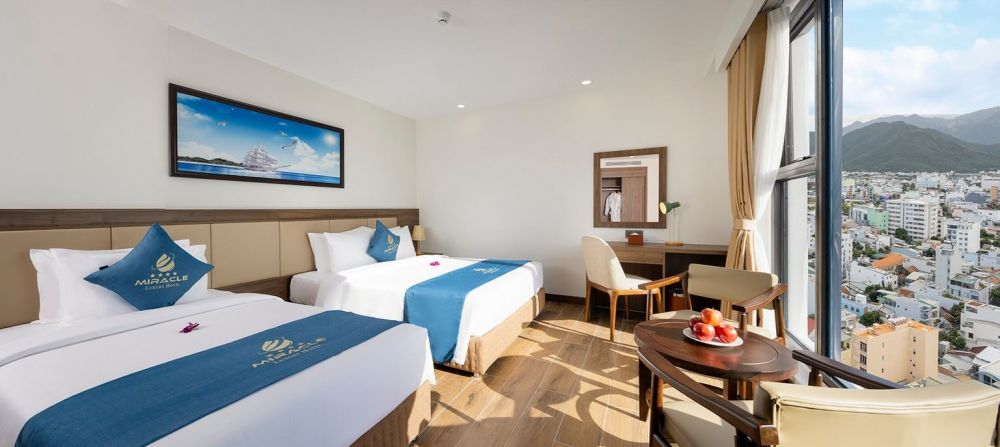 Superior City View, Miracle Luxury Nha Trang 4*