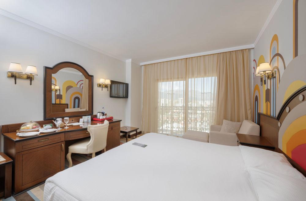 Standard Deluxe Room MV/ SV, Megasaray West Beach 5*