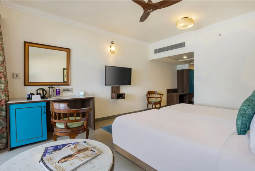 Sea View Deluxe Room, Bogmallo Beach Resort 5*