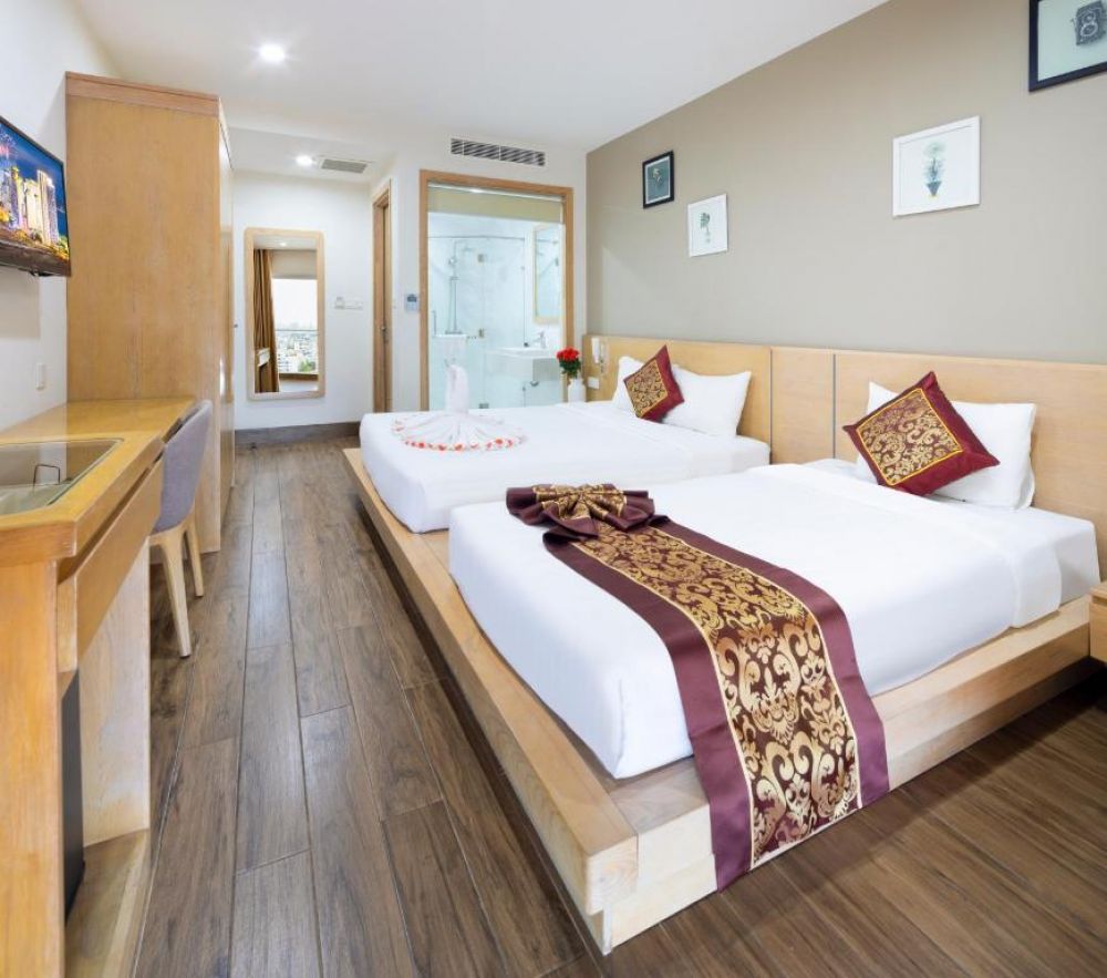 Family with balcony, Gibson Hotel Nha Trang 3*