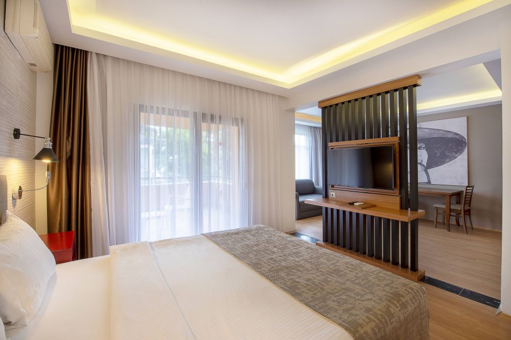 Residence Family Room, Utopia Resort & Residence 5*