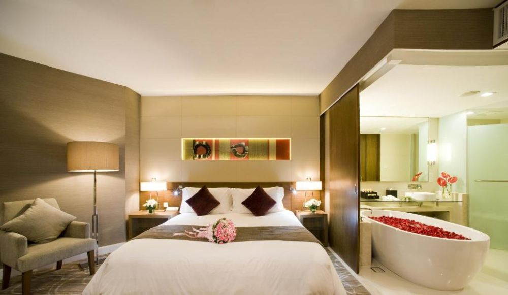 Deluxe Suite | Club Deluxe Suite, Centara Grand At Central Plaza Ladprao 5*