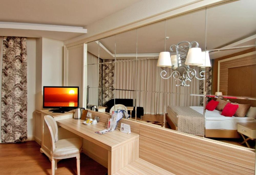 Standard Room, Delphin Deluxe 5*