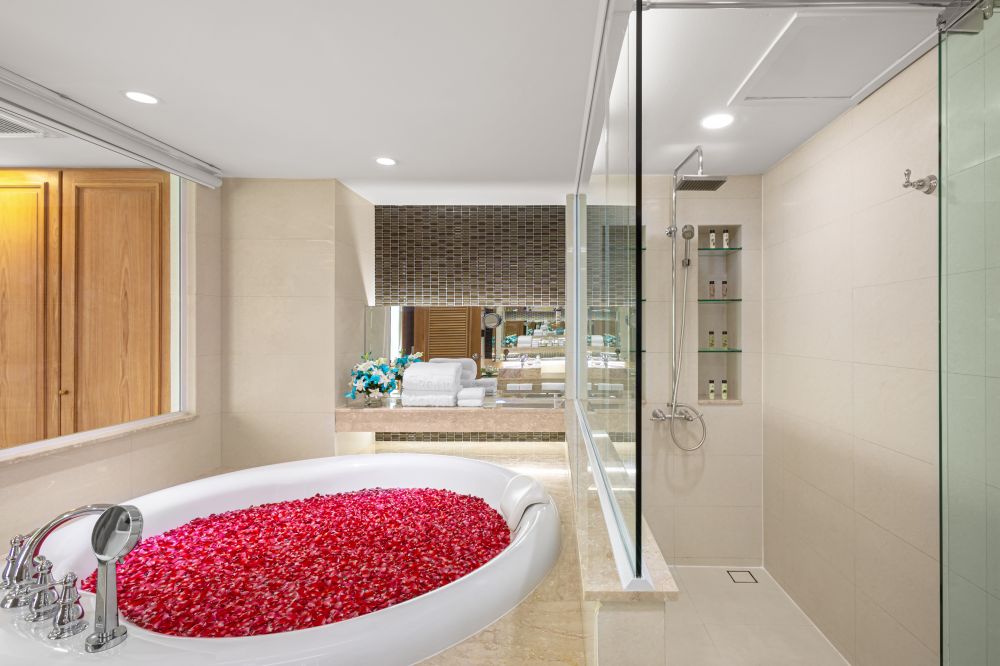 1 Bedroom Diamond Suite, Royal Cliff Beach Hotel 5*