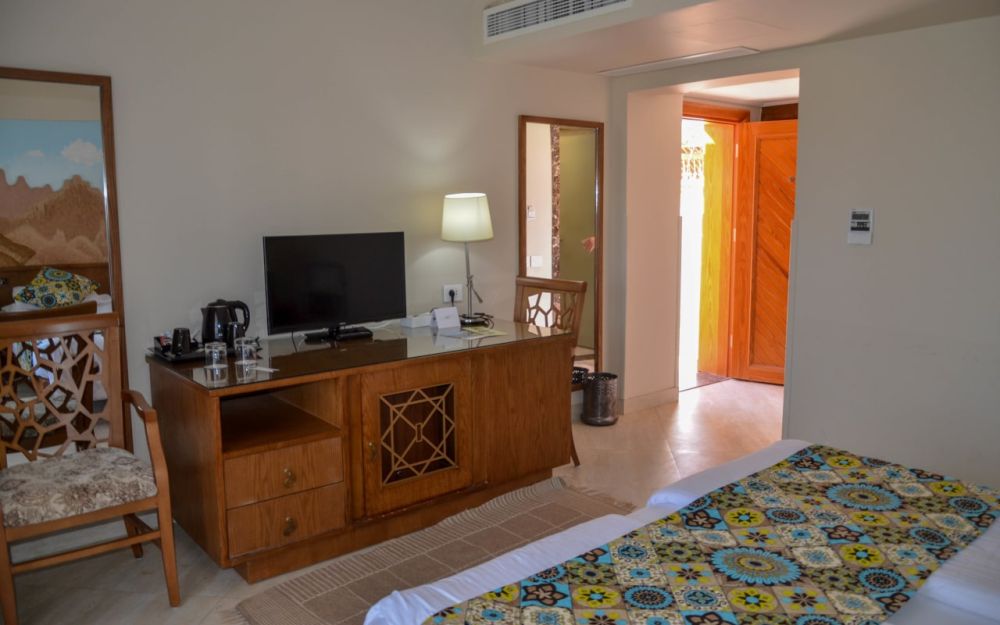 Superior Side Sea View Room, Swiss Inn Dahab 4*