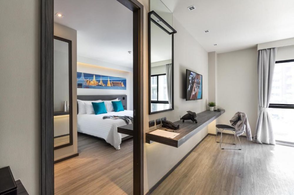 Suite, Cross Vibe Bangkok Sukhumvit Hotel 4*