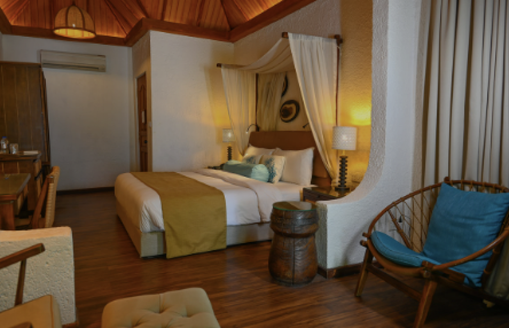 Beach Bungalow, Makunudu Island | Adults Only 12+ 4*