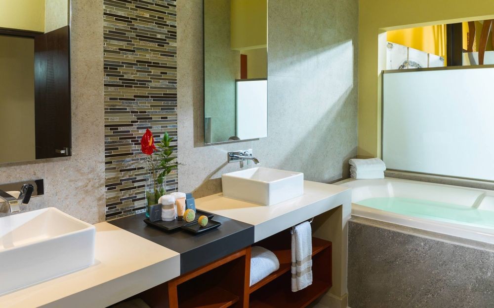 Ocean Front One Bedroom Suite, Generations Riviera Maya 5*