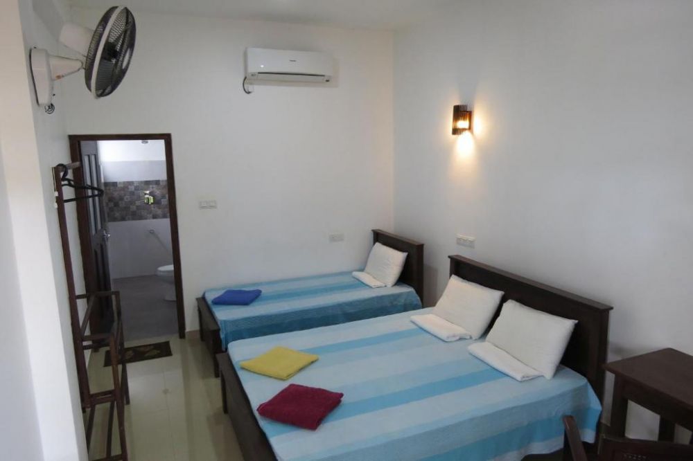 Deluxe Room Double or Twin Sea View (Second Floor), Sailors Mirissa 3*