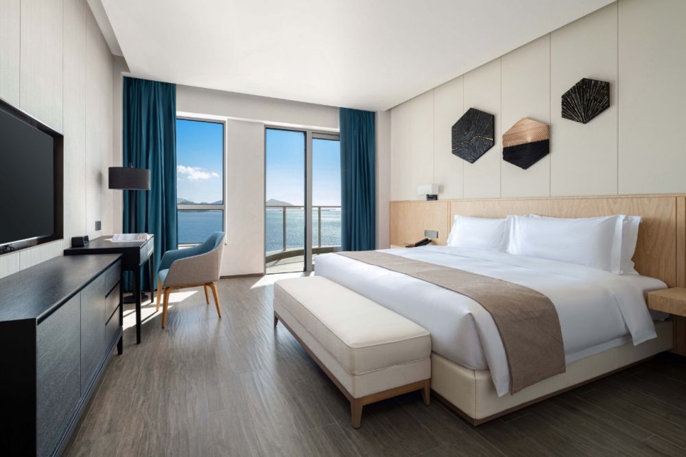 270-degree panoramic ocean view suite(one-bedroom), Sanya Junji Seaview 5*