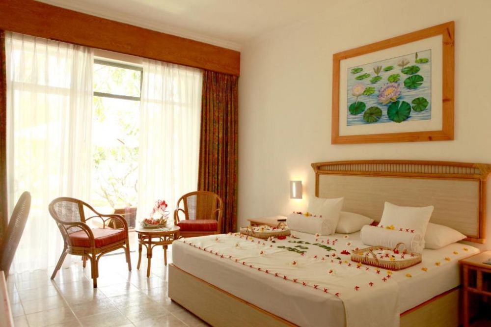 Deluxe Room, Oasis Beach Resort 4*