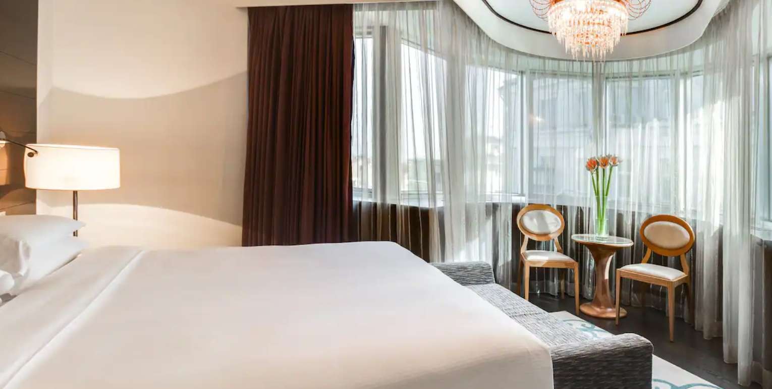 Посольский Люкс, Hyatt Regency Kyiv 5*