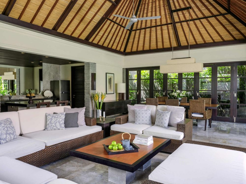 3 Bedroom Royal Pool Villa, Peppers Seminyak 5*