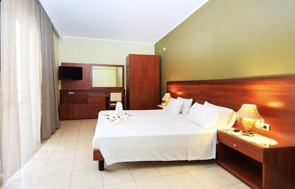 STANDARD SUITE, Esmeralda Hotel 3*