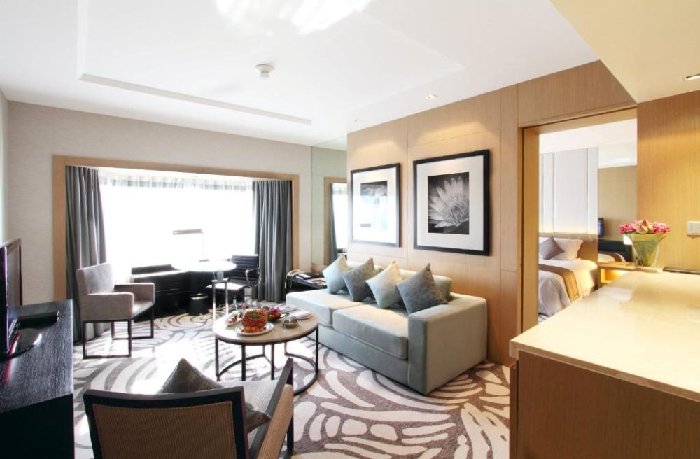 Superior Suite Club | Executive Suite Club, Centara Grand At Central Plaza Ladprao 5*