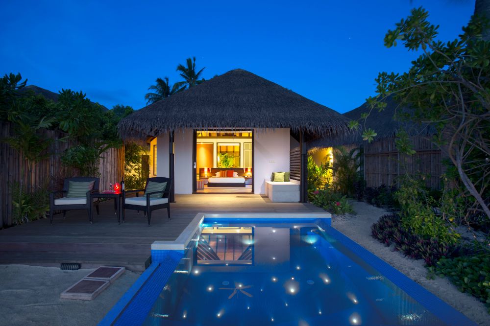 Beach Villa with Pool, Velassaru Maldives 5*