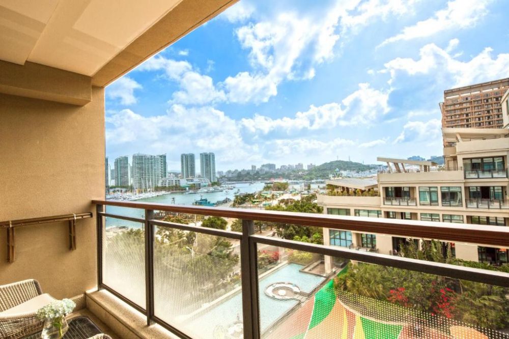 Deluxe Mountain View/Harbour View, Wingate by Wyndham Sanya Luhuitou 4*