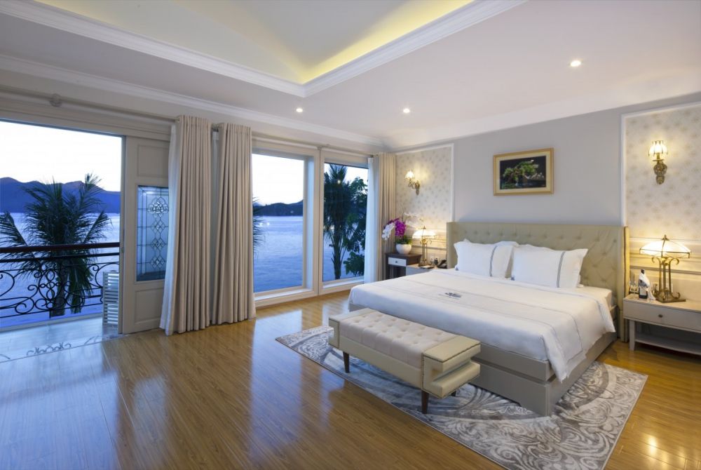 Executive Suite Sea View, MerPerle Hon Tam Resort 5*