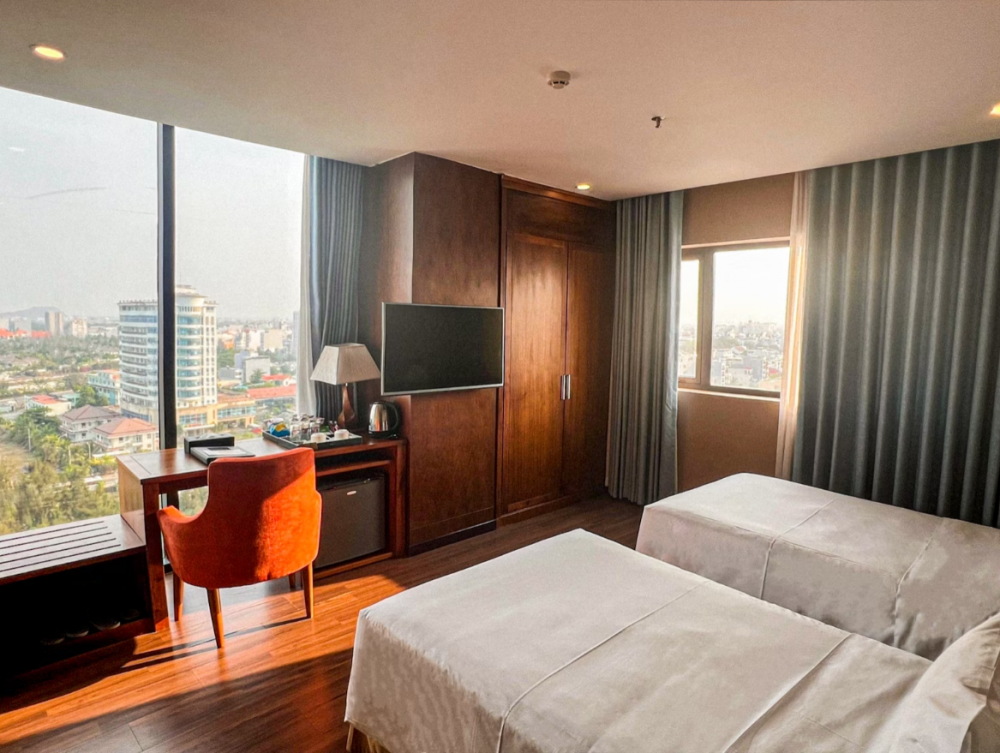 Yarra Room, Yarra Ocean Suites Danang 4*