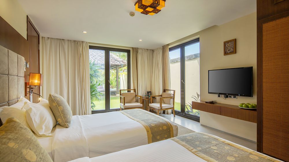 Executive Villa, Yalong Bay Villas & Spa 5*