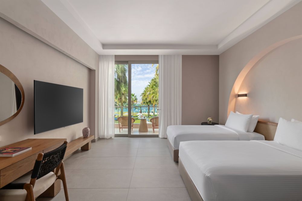 Two Bedroom Senior Suite, Rixos The Palm Dubai Hotel & Suites 5*