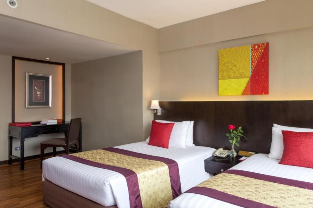 Grand Deluxe, Ramada Plaza By Wyndham Bangkok Menam Riverside 5*