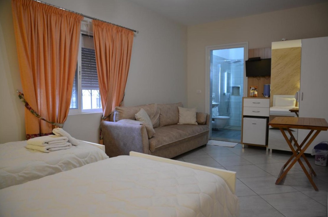 Studio, Vila Rias 3*