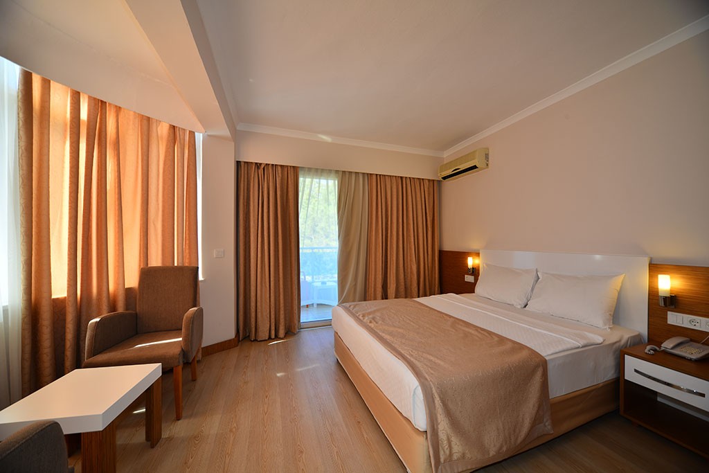 Standard, Annabella Park Hotel 4*