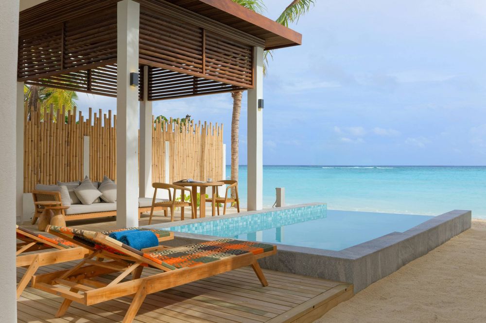 Beach Pool Suite, Meyyafushi Maldives 5*