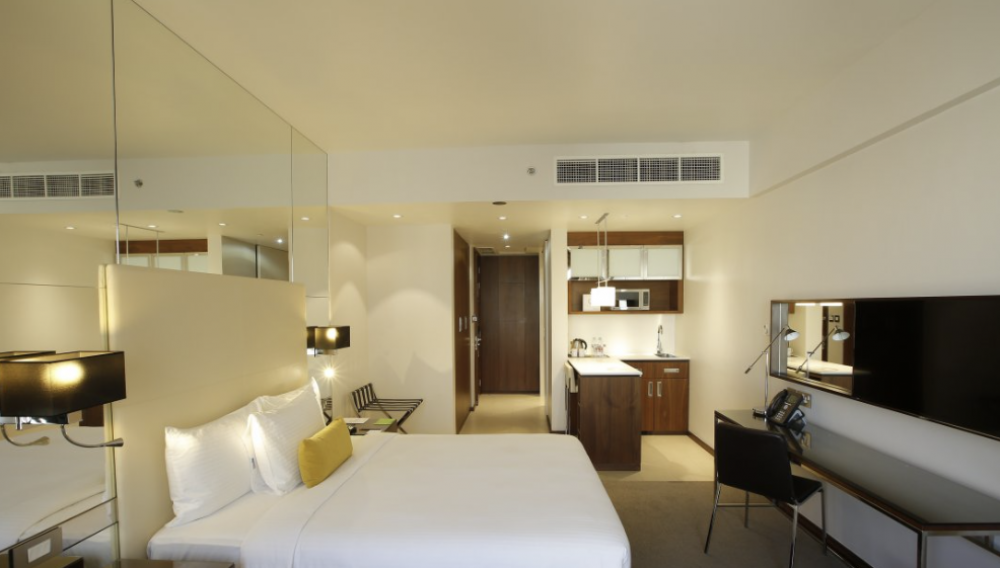 Spacious Centro Room, Centro Capital Doha 4*