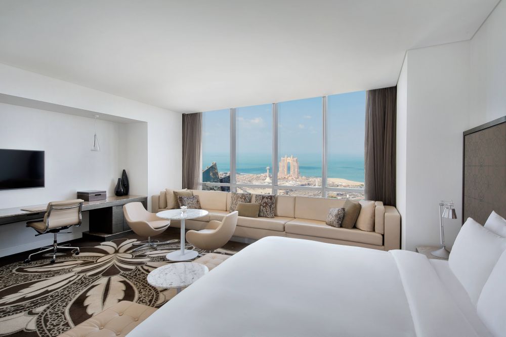 King Junior Suite - Level 45, Conrad Abu Dhabi Etihad Towers 5*