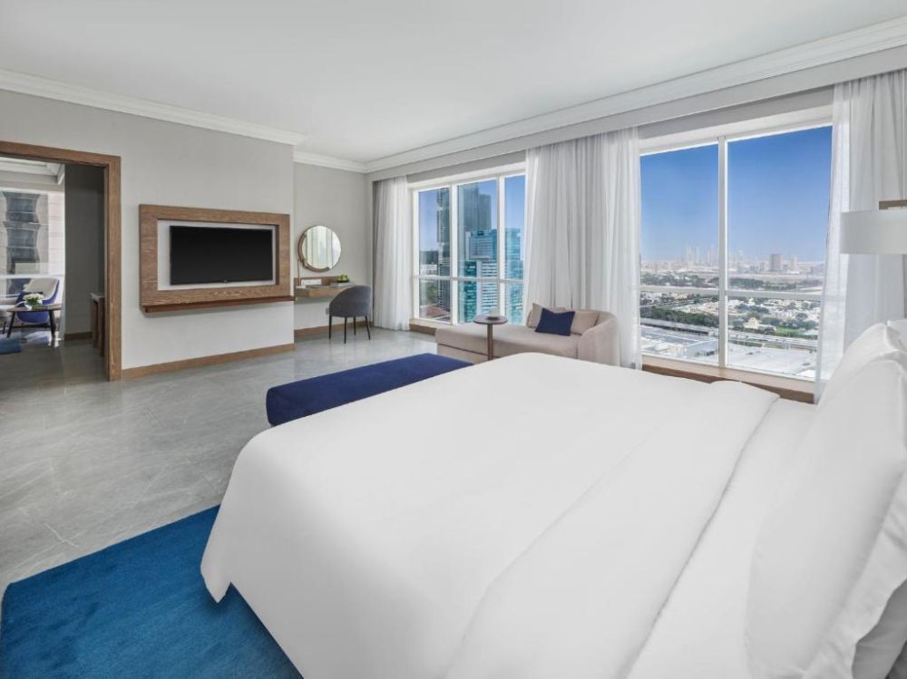 Fairmont Gold One Bedroom Suite, Fairmont Dubai 5*