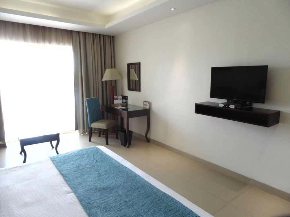 Superior Room, Golden Tulip Goa 4*