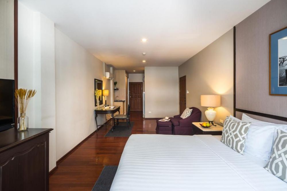 Deluxe Studio, Asoke Residence Sukhumvit 4*