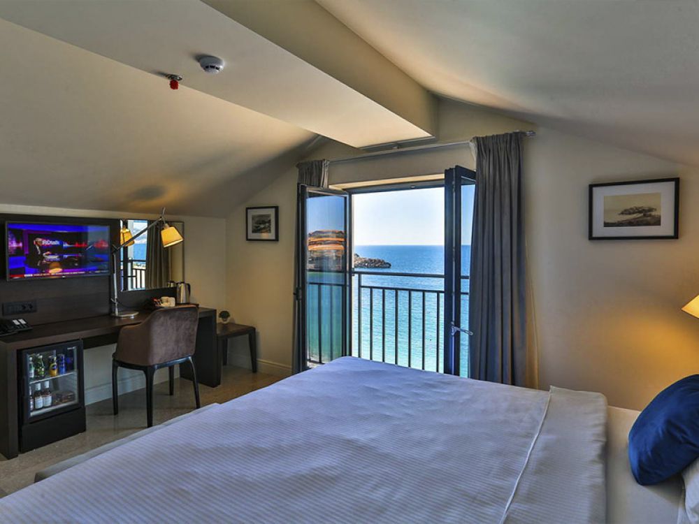 Premium Room Sea View, California 5*