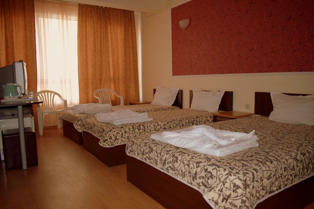 FAMILY APARTMENT 2 PAX, Ryor Hotel 3*