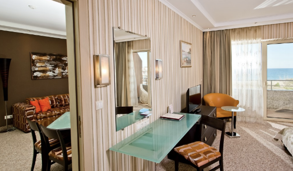 One Bedroom Apartment, Grand Hotel Pomorie 5*