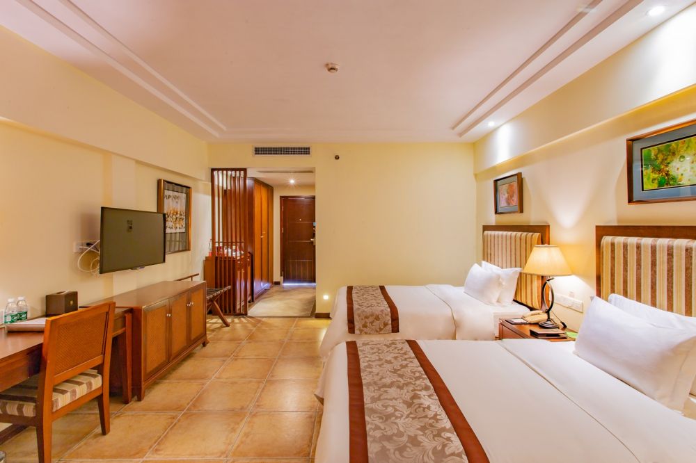 Deluxe Sea View Room, Sanya Yuhuayuan Seaview Hotel 4*