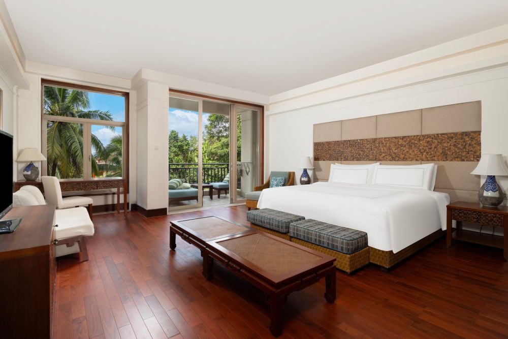 Swiss Deluxe King/Twin room (ex.Deluxe Room), Swissotel Sanya Yalong Bay (ex. Huayu Resort & Spa Yalong Bay Sanya) 5*