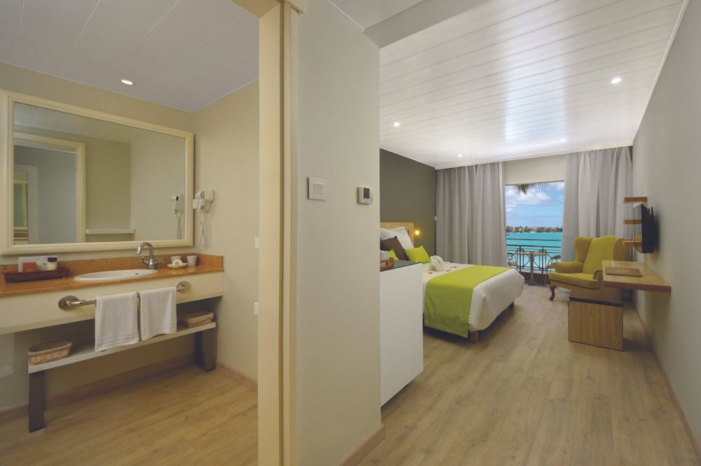 Standard Room/Beachfront, Mauricia Beachcomber Resort & SPA 4*