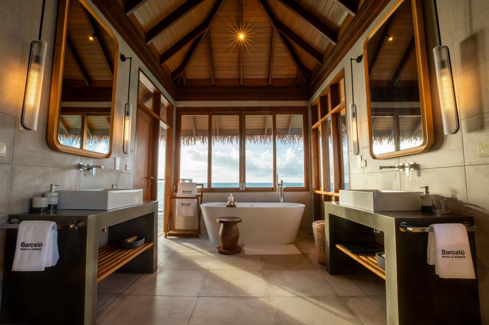 Sunset Water Villa, Barcelo Whale Lagoon Maldives 5*