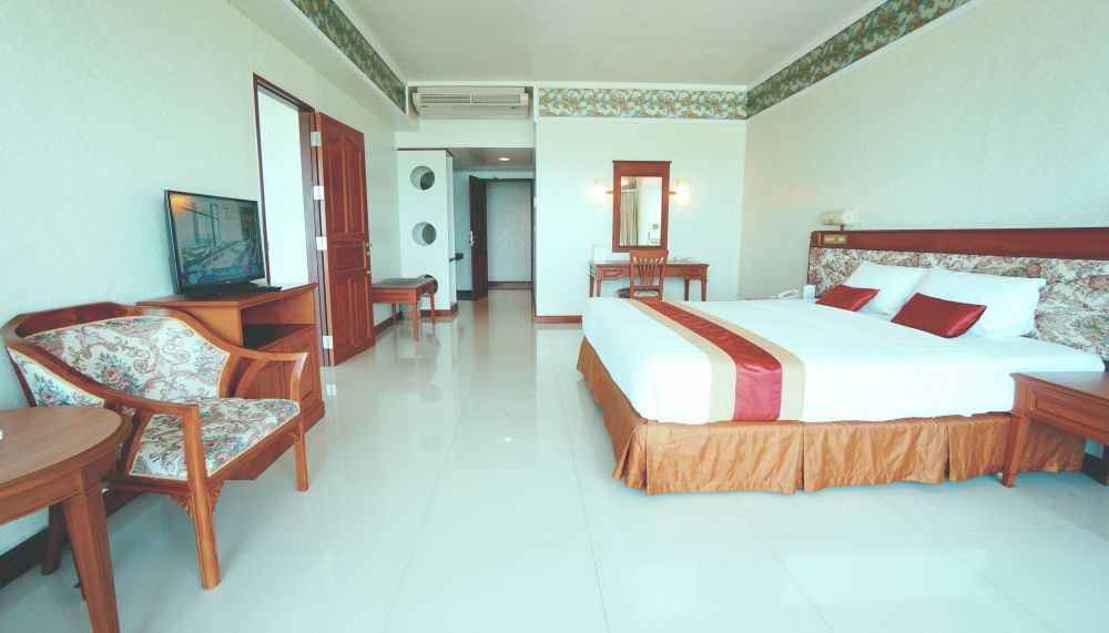 2 Bedroom Family Suite, Pattaya Park Beach Resort 3*