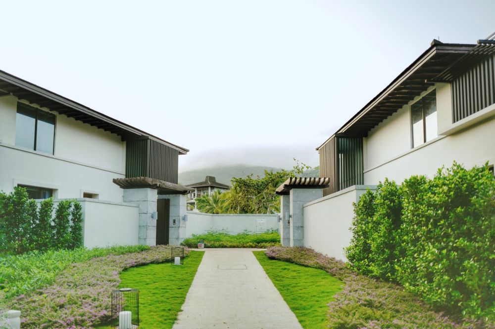 Luxury Pool Villa with 2 bedrooms, Le Meridien Shimei Bay Beach Resort & Spa 5*