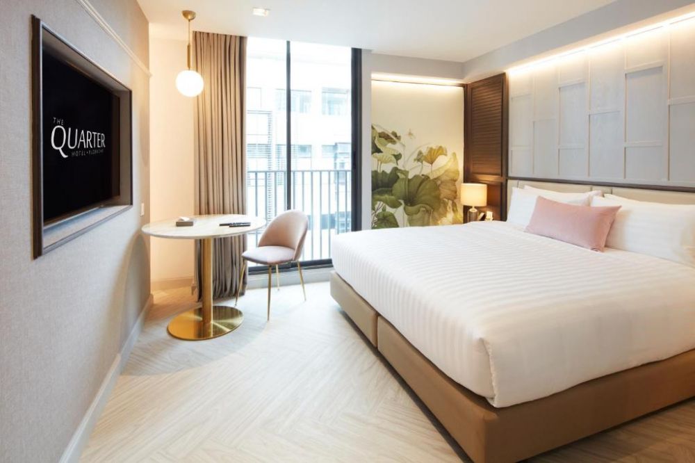 Superior King, The Quarter Ploenchit 4*