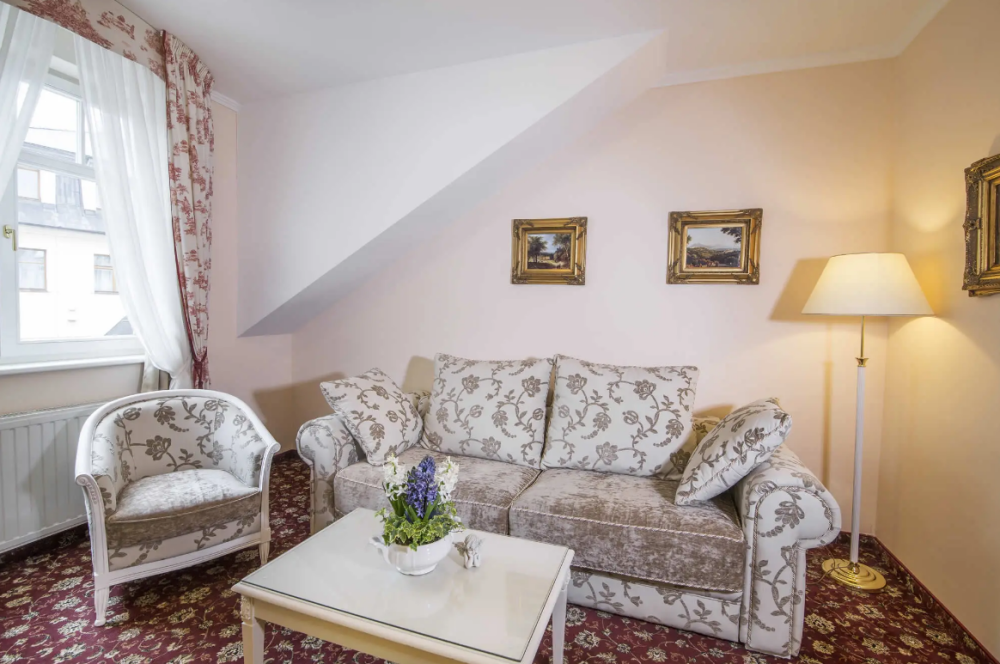 Apartment Economy (Mansard), Karlsbad Grande Madonna (ex. Aura Palace) 4*